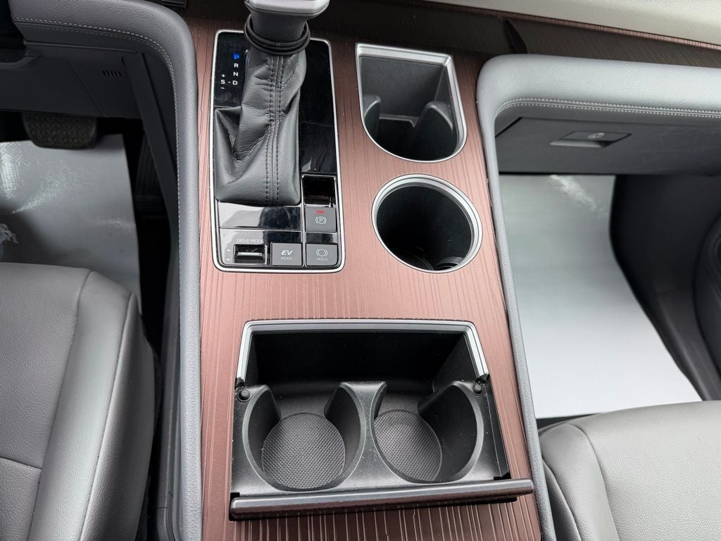 2022 Toyota Sienna XLE 8 Passenger