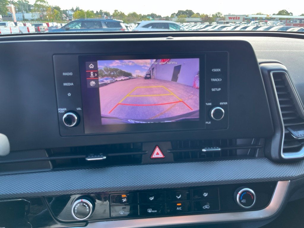 2024 Kia Sportage LX