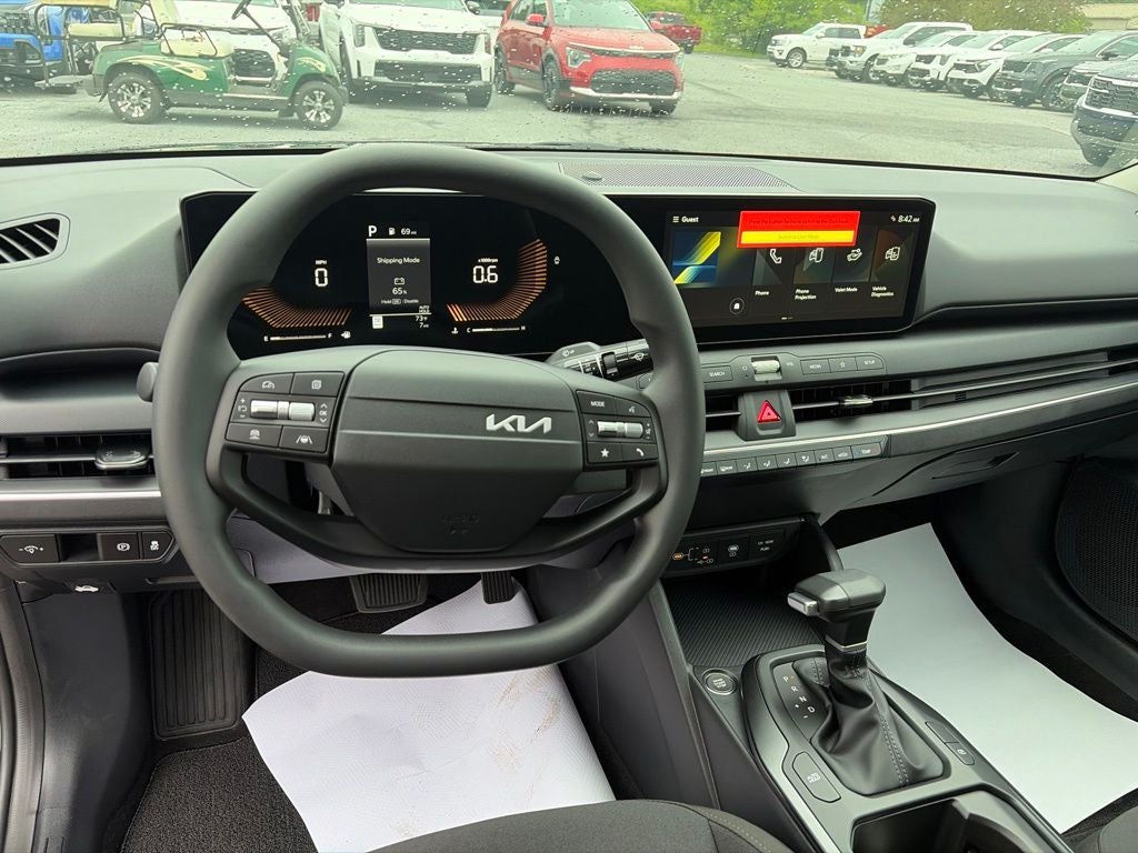 2026 Kia K4 LX