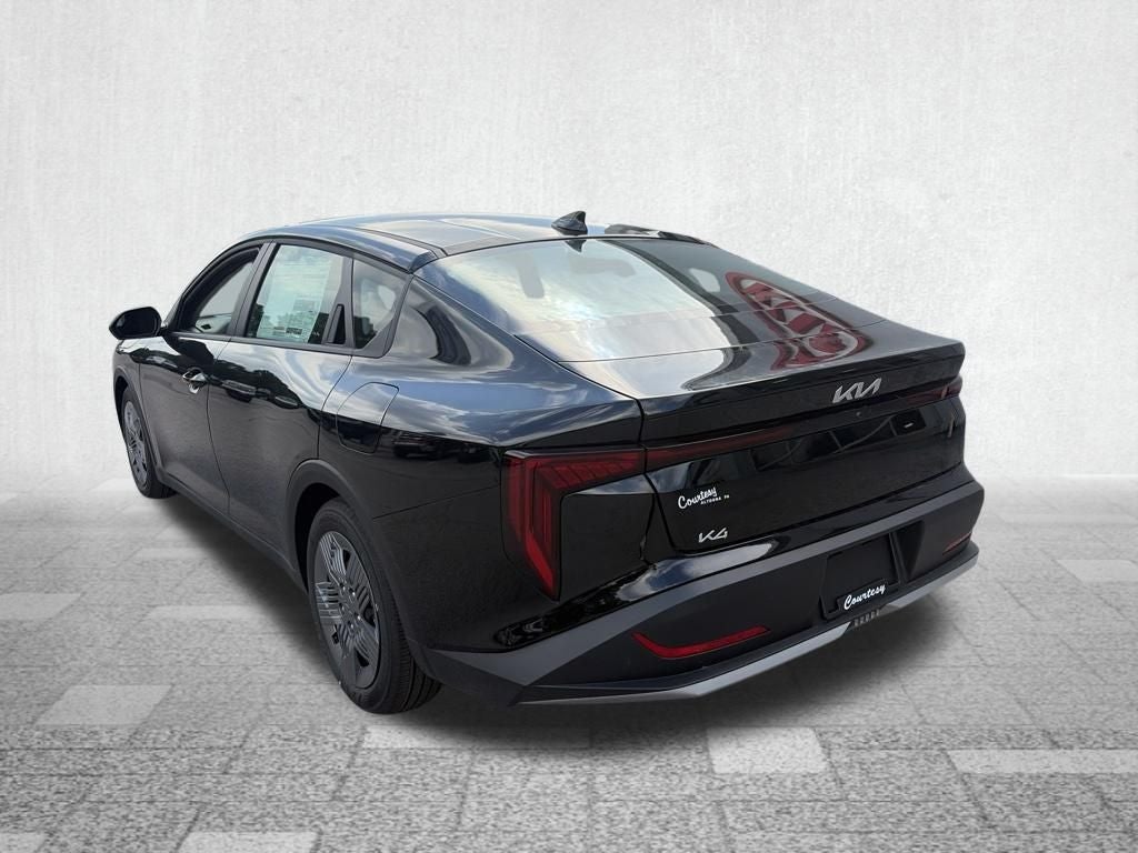 2026 Kia K4 LX