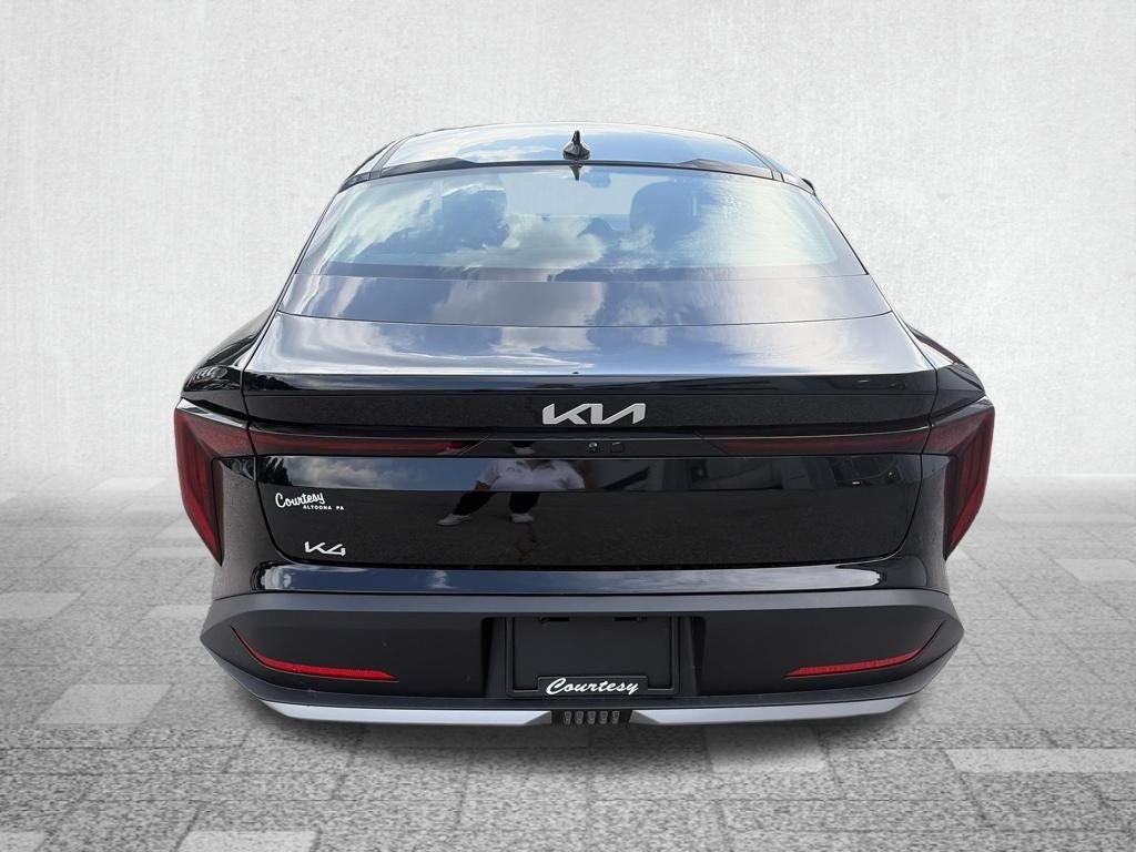 2026 Kia K4 LX