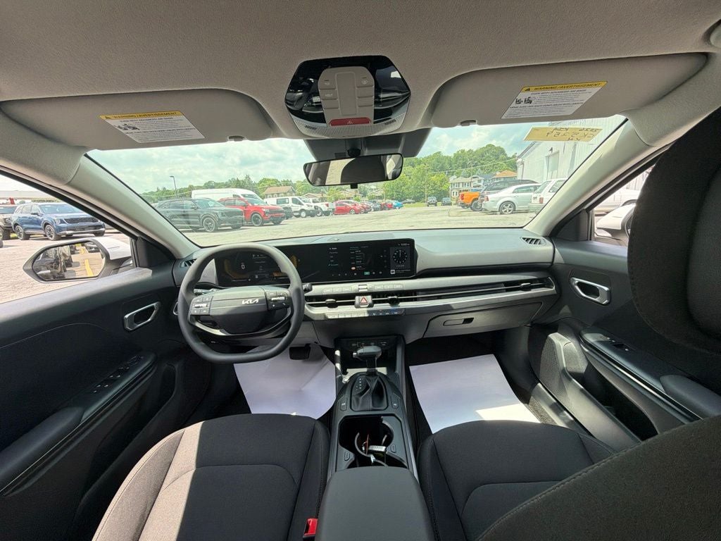 2026 Kia K4 LX