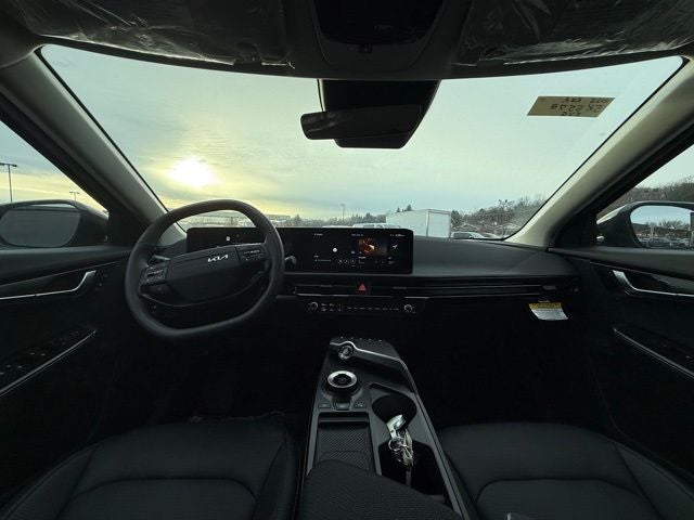 2025 Kia EV6 Wind