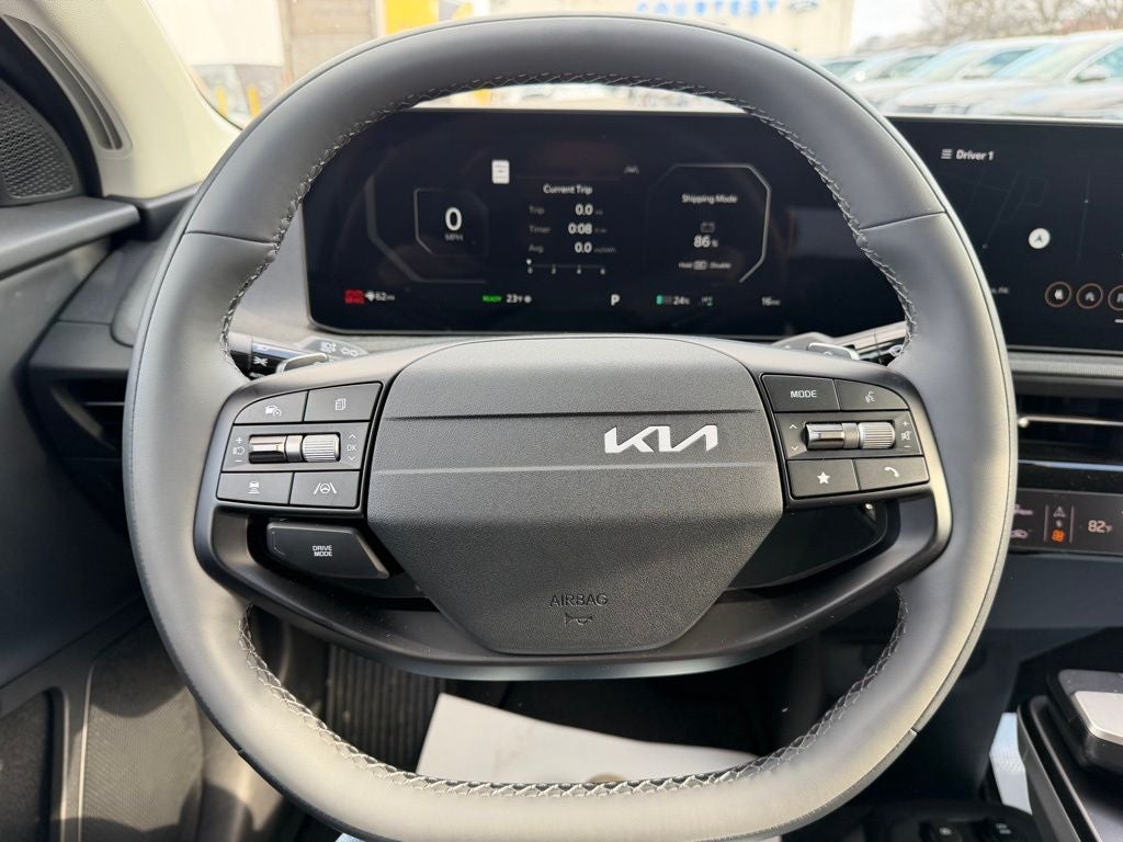 2025 Kia EV6 Light