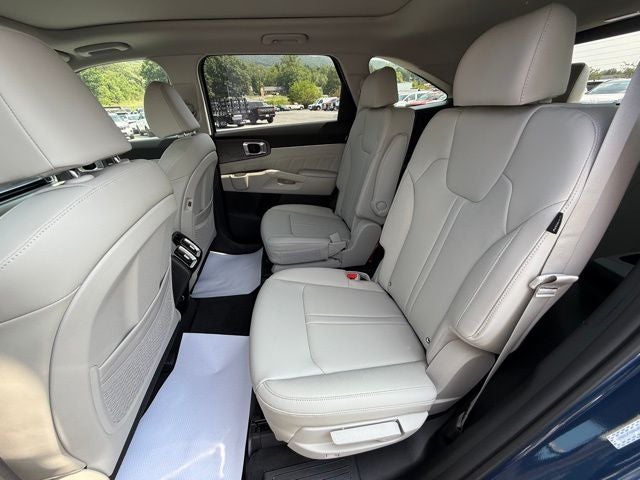 2025 Kia Sorento X-Line SX