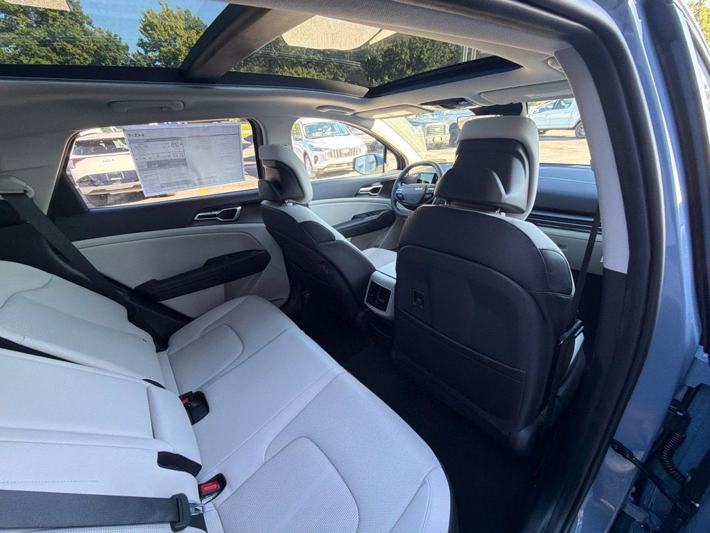 2027 Kia Sportage Hybrid EX