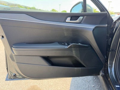 2026 Kia K5 Base
