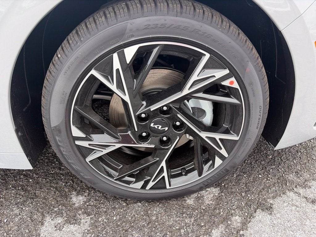 2027 Kia K5 GT-Line