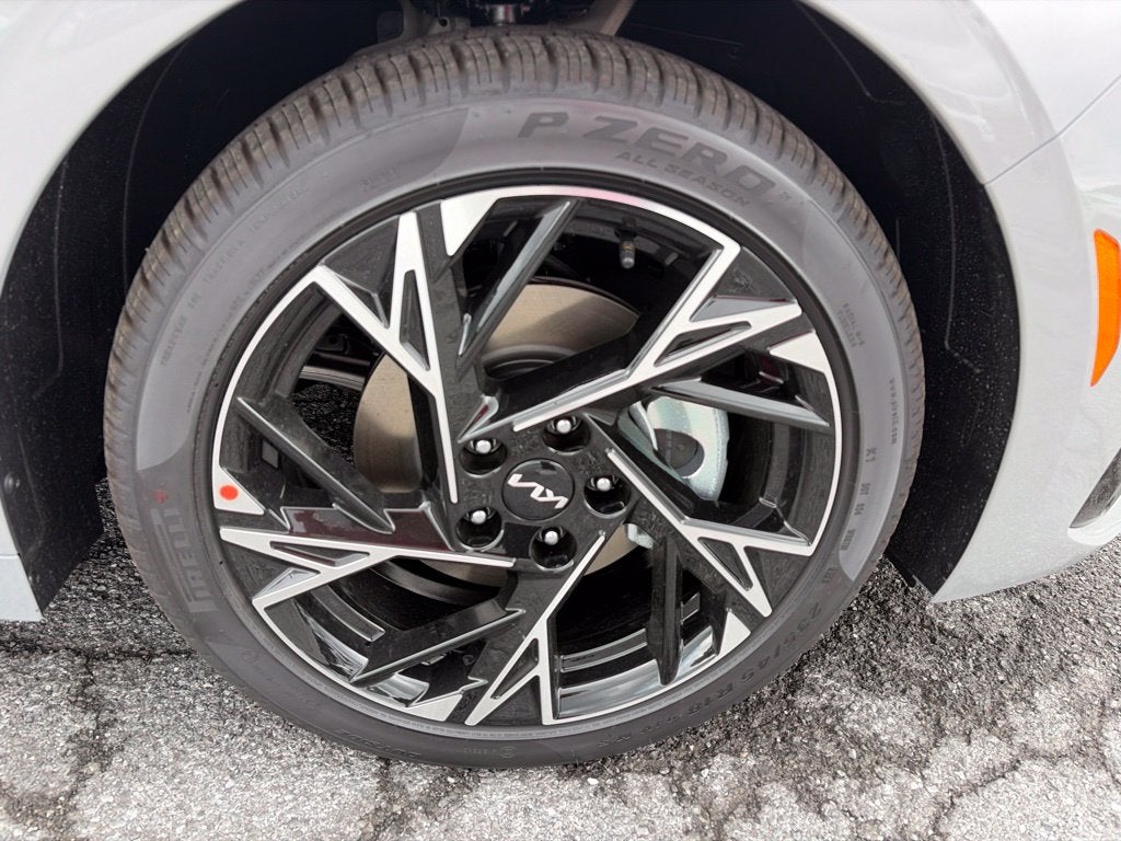 2027 Kia K5 GT-Line