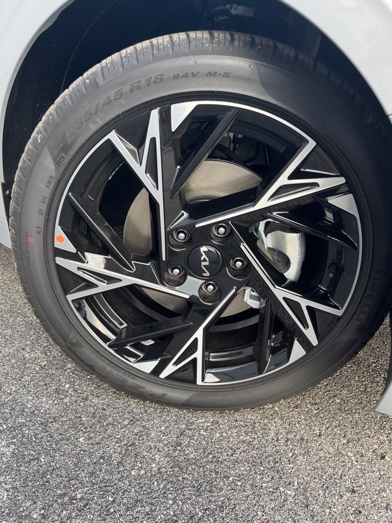 2027 Kia K5 GT-Line