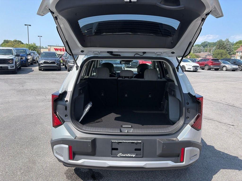 2027 Kia Seltos LX