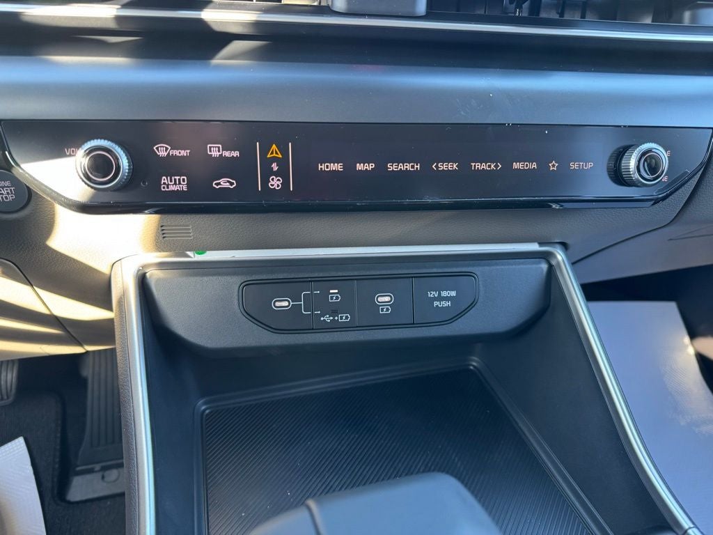 2026 Kia Carnival LXS