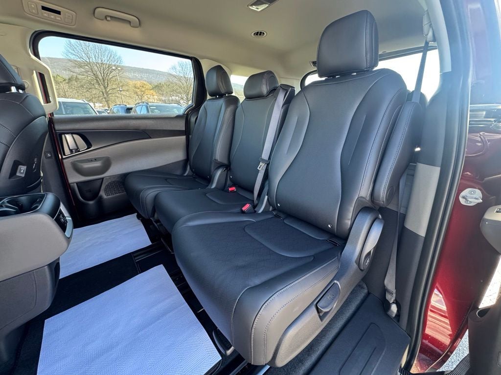 2026 Kia Carnival LXS