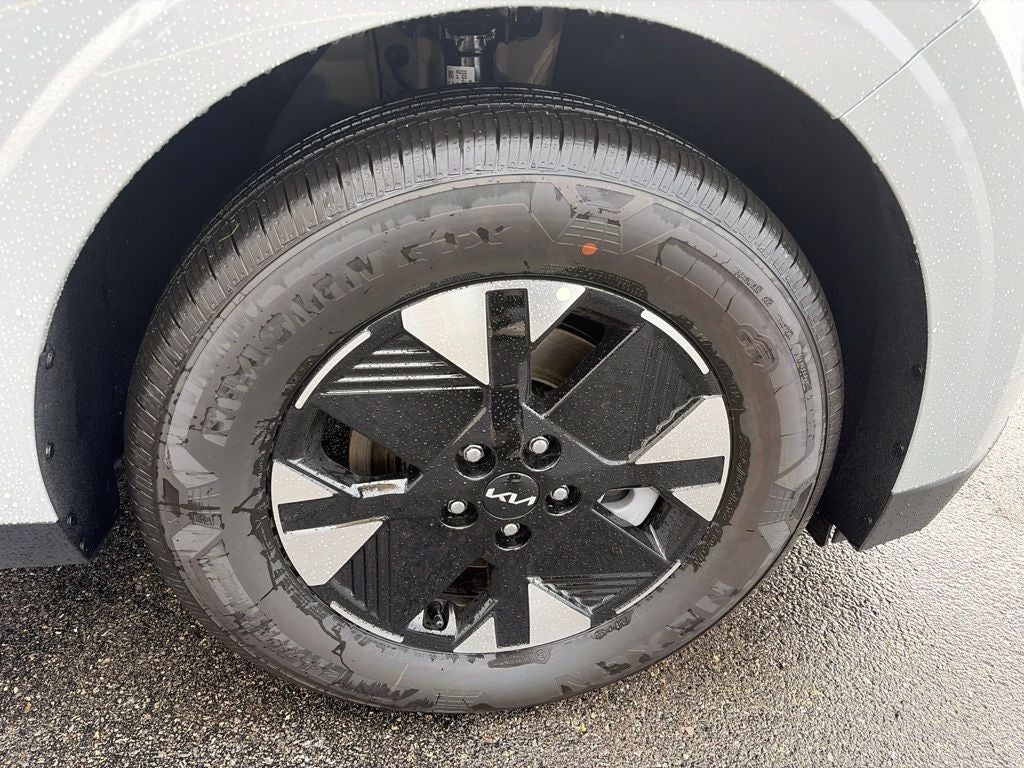 2027 Kia Carnival Hybrid LXS