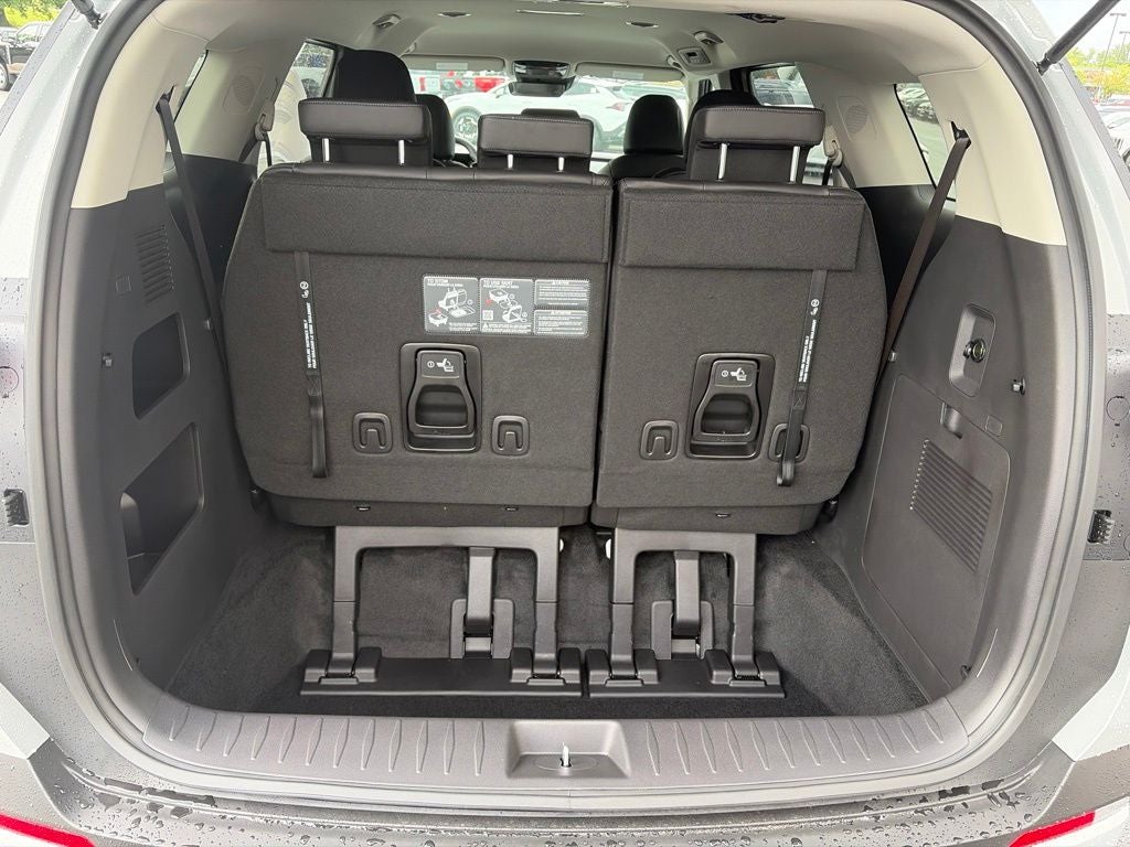 2027 Kia Carnival Hybrid LXS