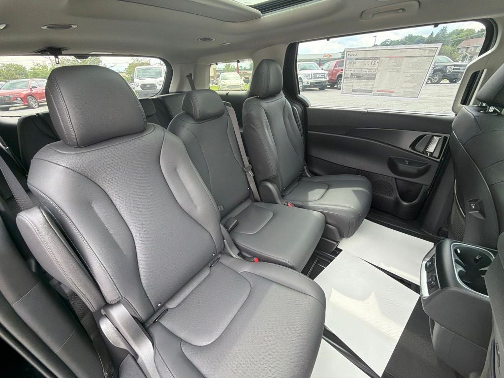 2027 Kia Carnival SX Prestige