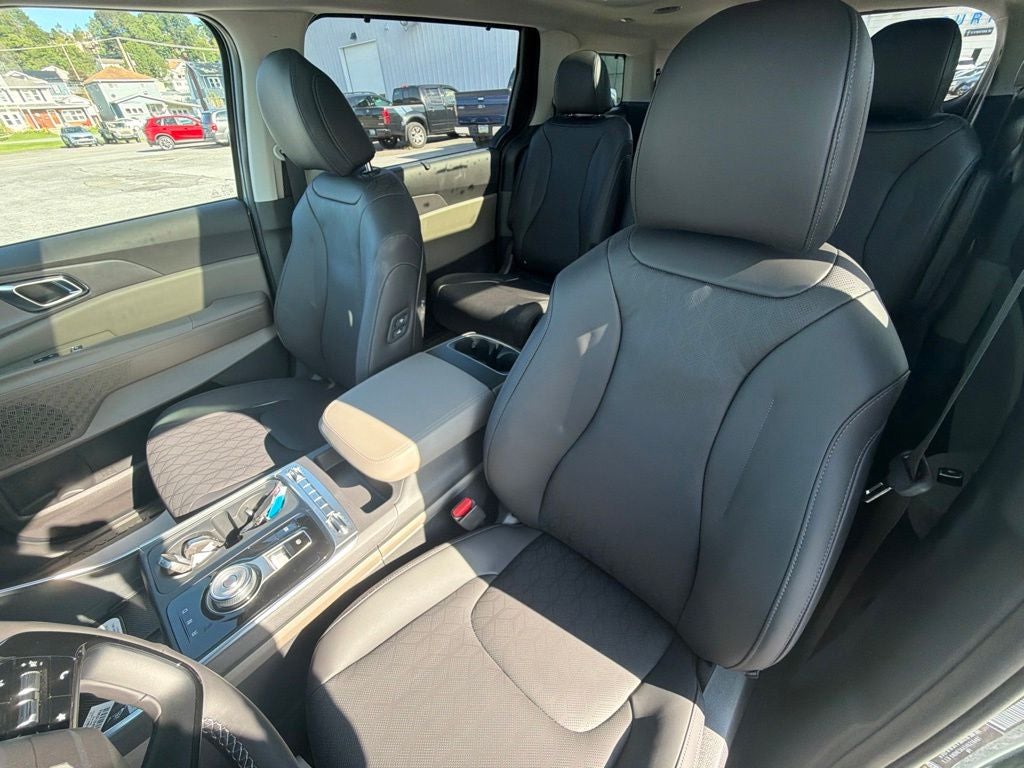 2027 Kia Carnival Hybrid SX