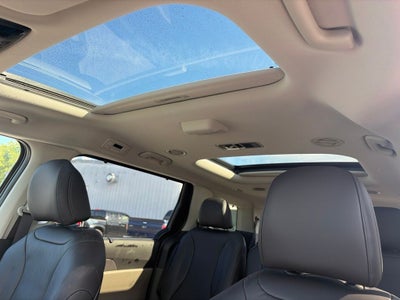 2027 Kia Carnival Hybrid SX