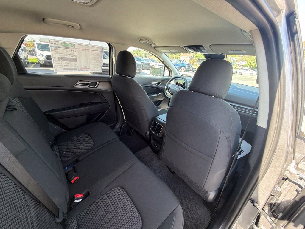 2026 Kia Sportage LX