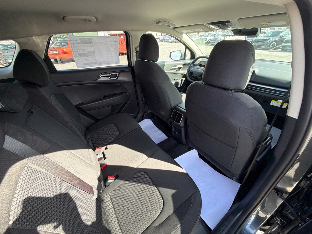 2026 Kia Sportage LX