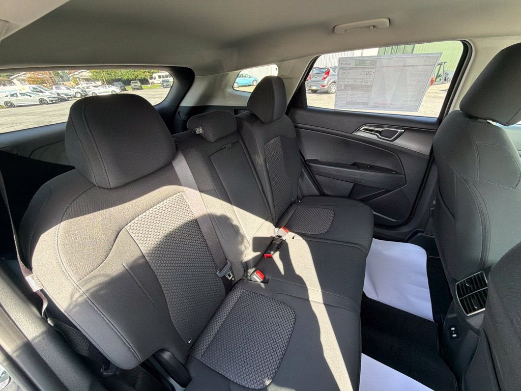 2026 Kia Sportage LX