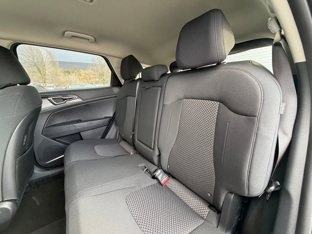 2026 Kia Sportage Hybrid S