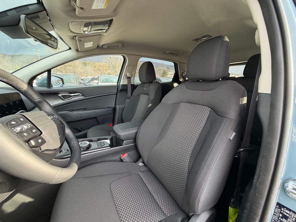 2026 Kia Sportage Hybrid S