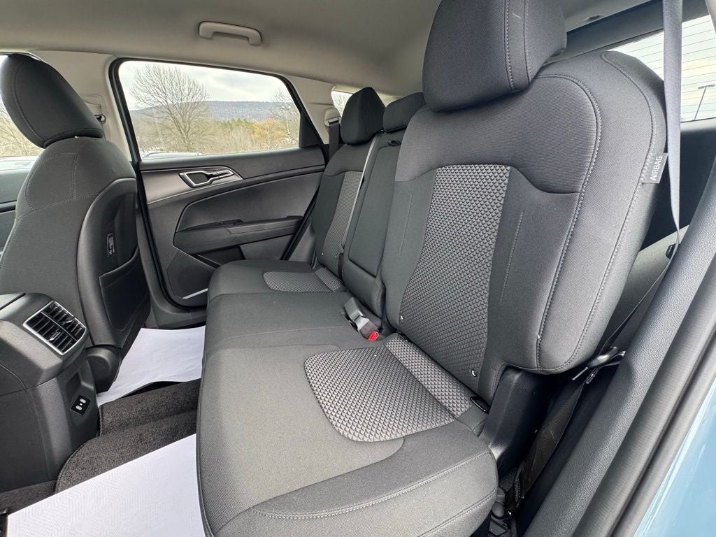 2026 Kia Sportage Hybrid S