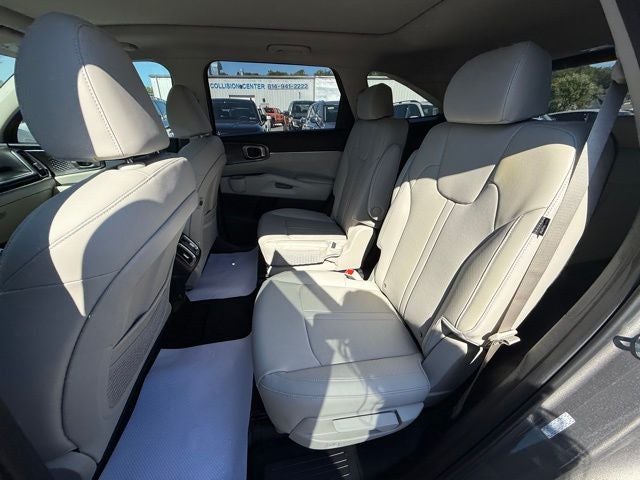 2025 Kia Sorento Hybrid EX