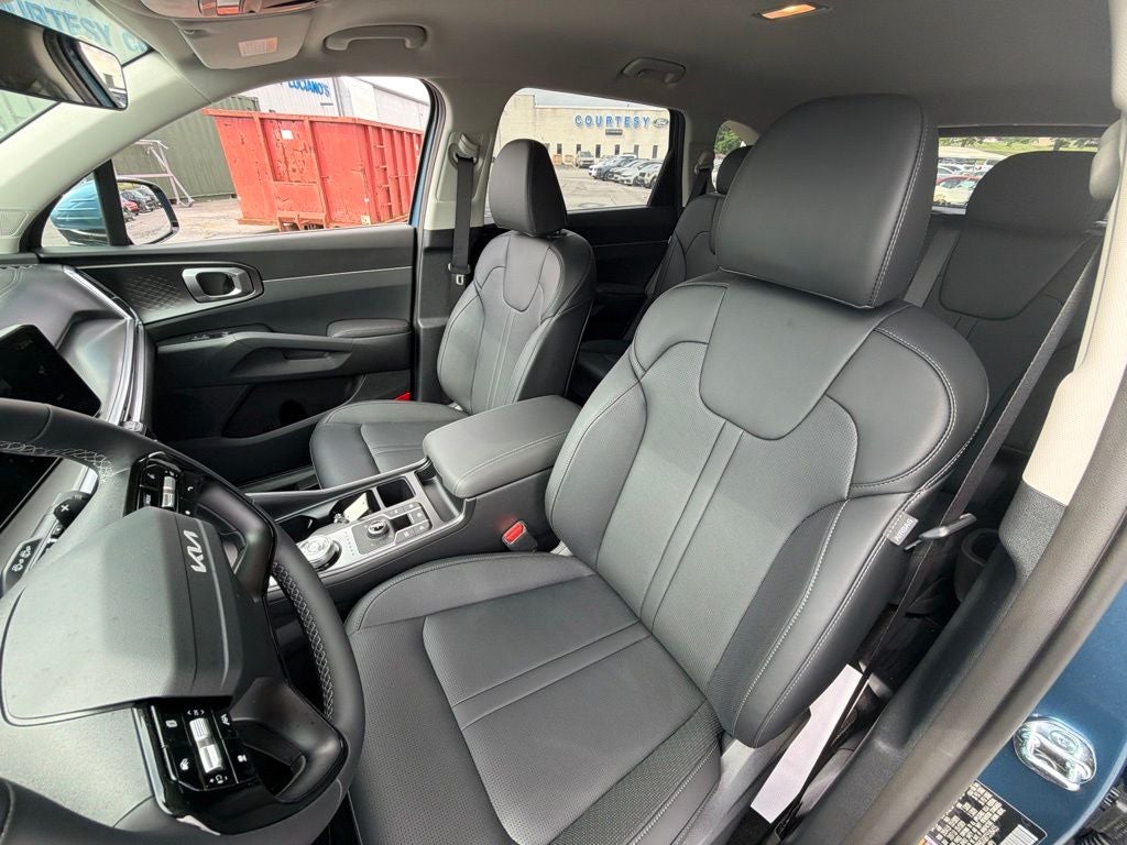 2026 Kia Sorento Hybrid EX